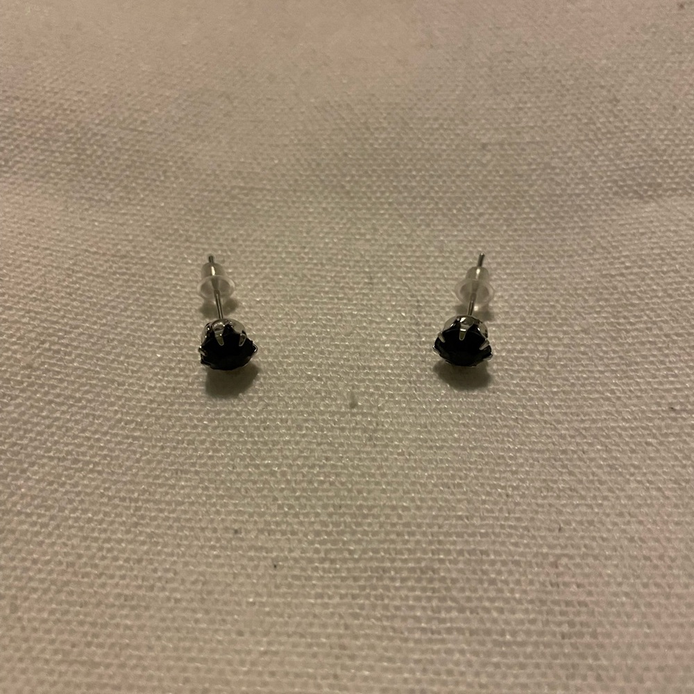 Elegant Black Stud Earrings